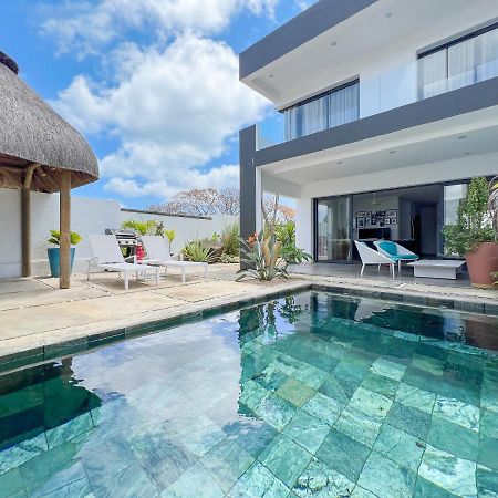 Residence Celestial - Premium 3 Bedrooms Villa With Volcanic Stone Pool Гранд Байе Екстериор снимка