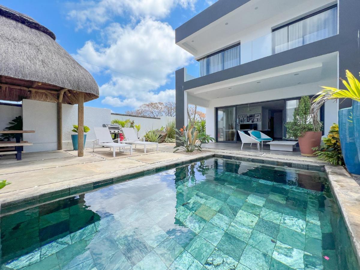 Residence Celestial - Premium 3 Bedrooms Villa With Volcanic Stone Pool Гранд Байе Екстериор снимка