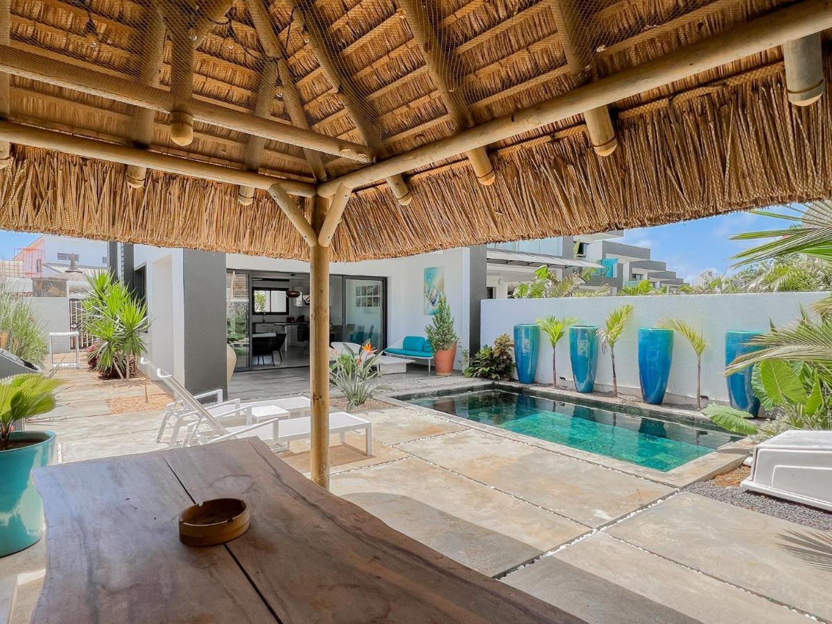 Residence Celestial - Premium 3 Bedrooms Villa With Volcanic Stone Pool Гранд Байе Екстериор снимка